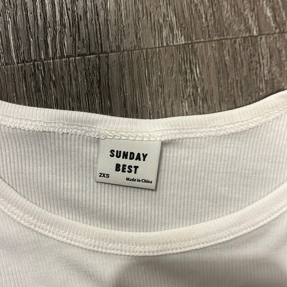 Aritzia - Sunday best